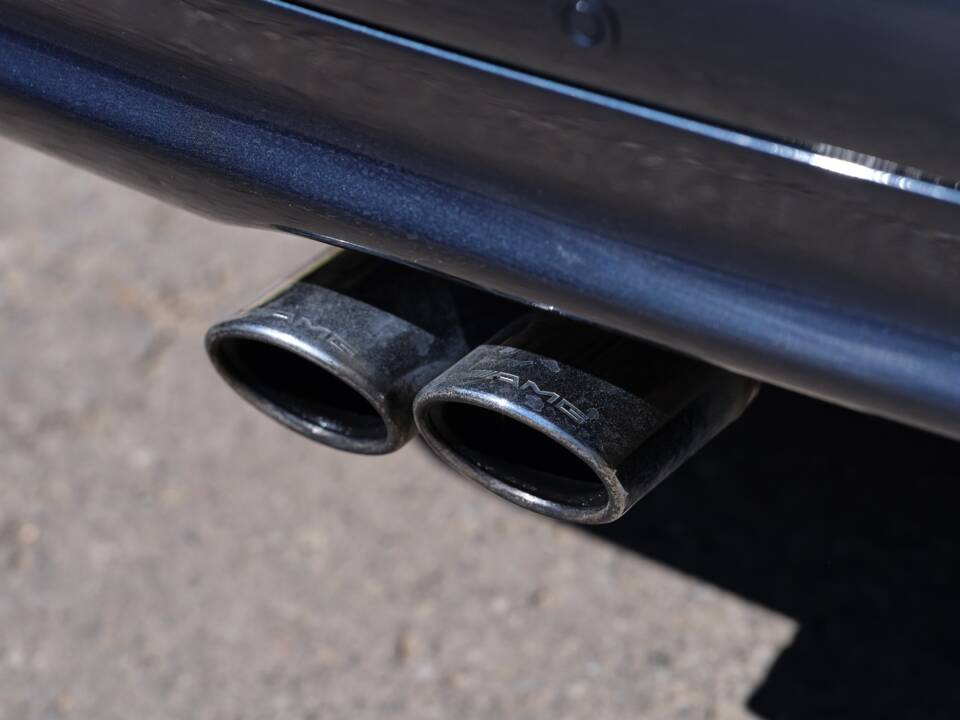 Immagine 14/50 di Mercedes-Benz E 55 AMG (1999)