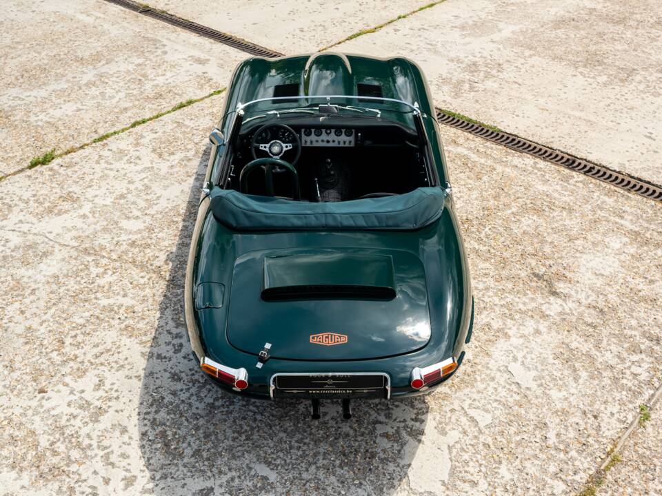 Immagine 2/26 di Jaguar Type E 3.8 (1962)