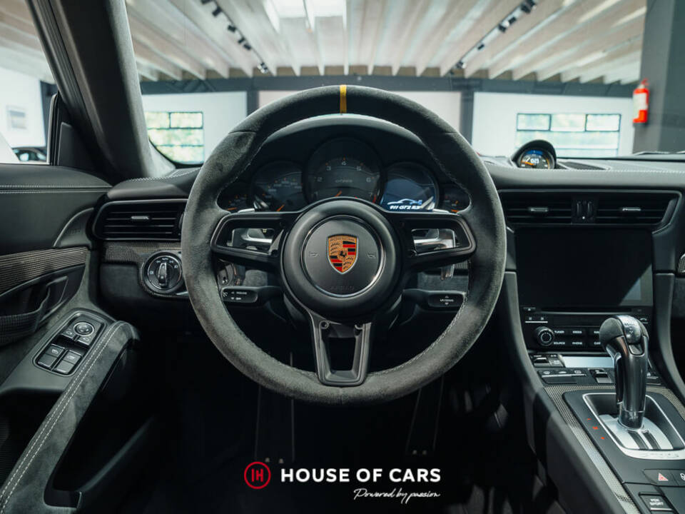 Bild 19/25 von Porsche 911 GT2 RS (2018)