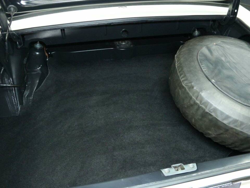 Bild 32/50 von Mercedes-Benz 230 SL (1967)