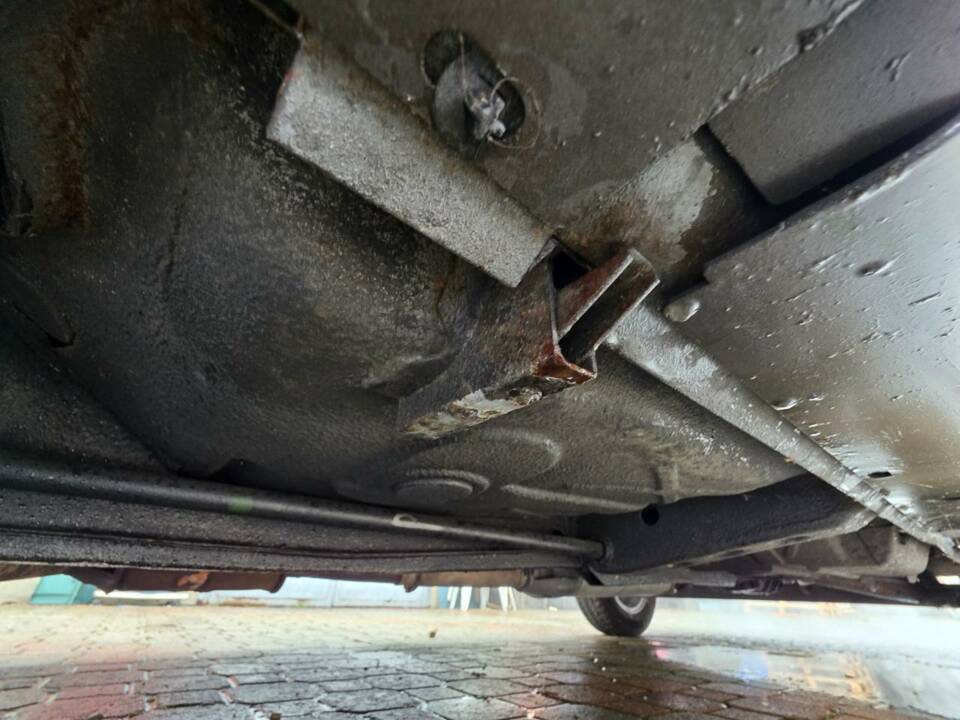 Bild 32/38 von Alfa Romeo 90 2.0 V6 Super (1985)