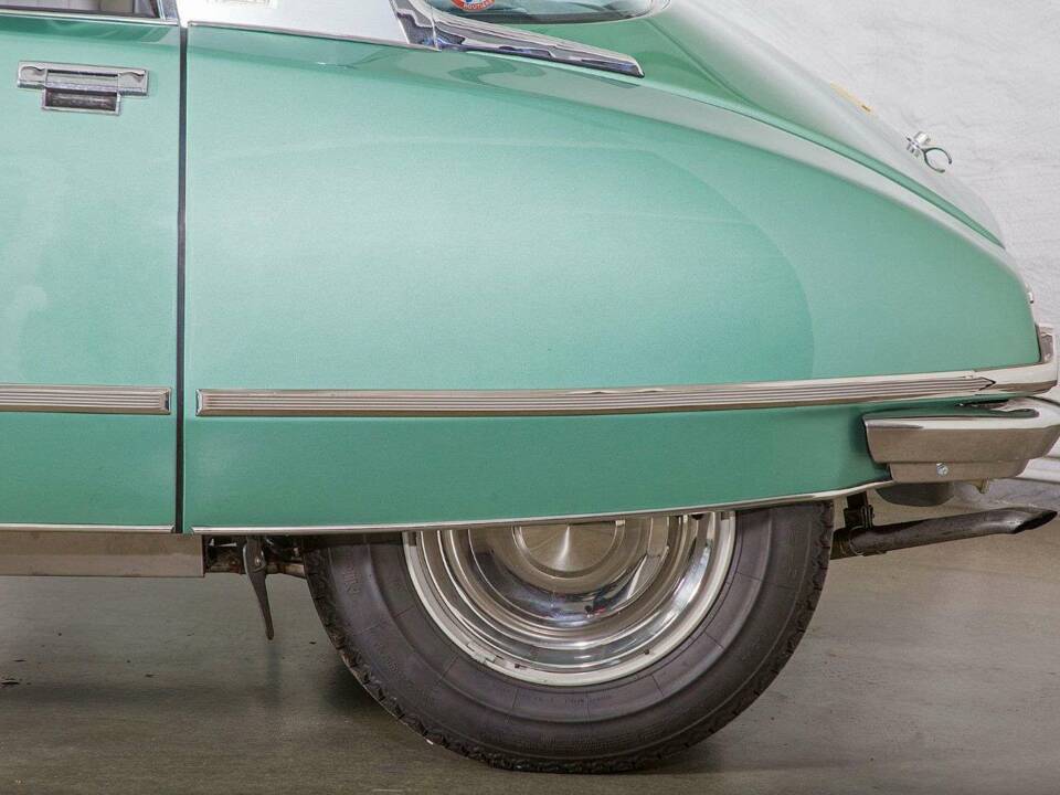 Bild 13/20 von Citroën DS 23 Pallas (1974)