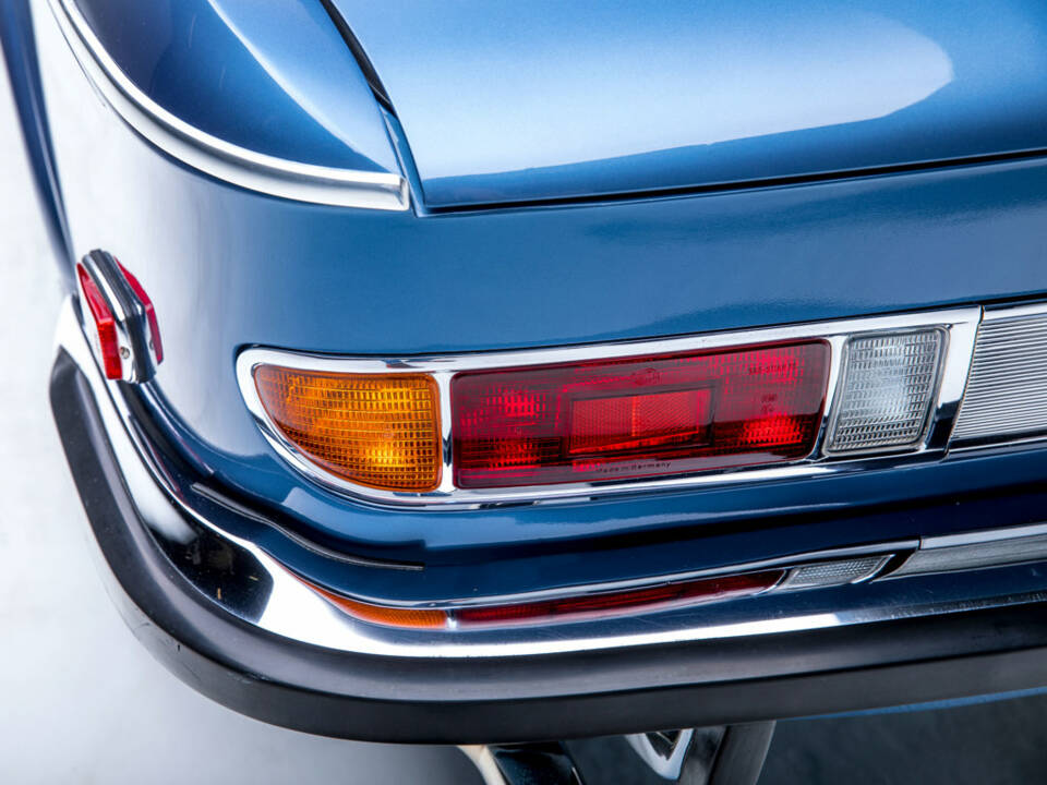 Image 23/50 of BMW 3.0 CS (1972)
