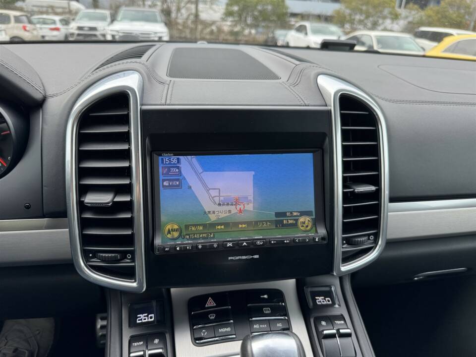 Bild 23/63 von Porsche Cayenne Turbo (2010)