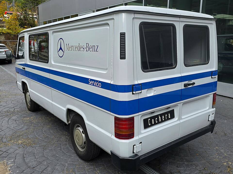 Immagine 5/5 di Mercedes-Benz MB 140 (1989)