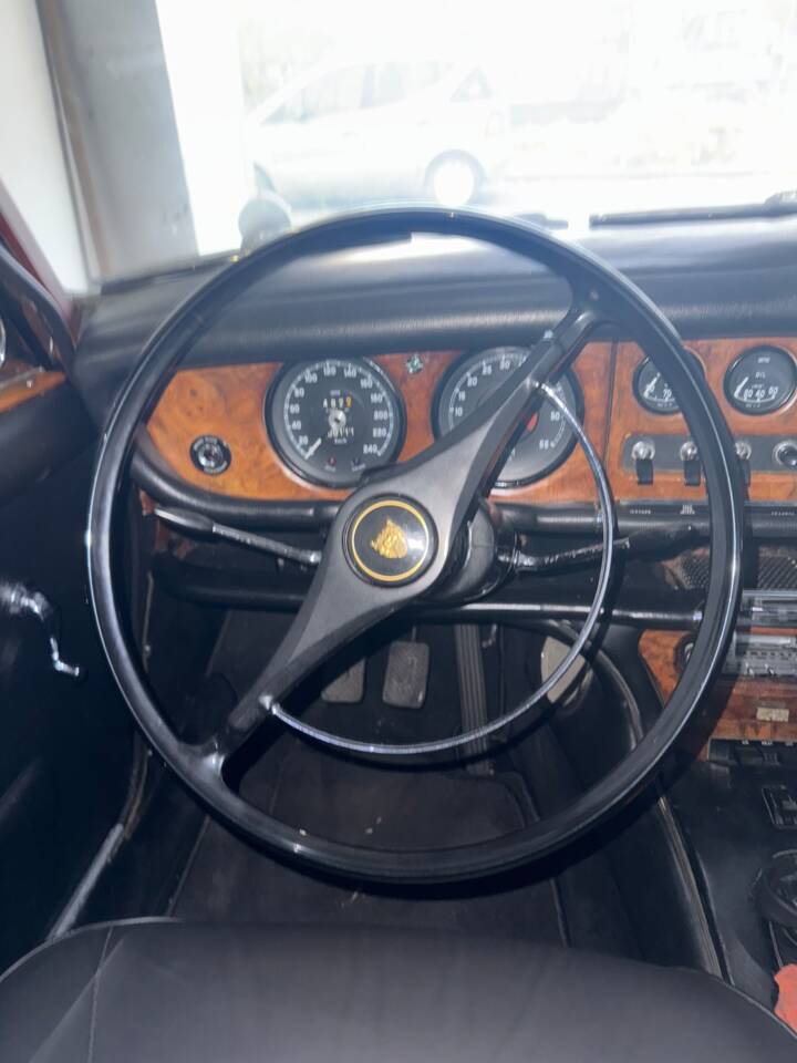 Image 44/51 of Jaguar 420 (1967)