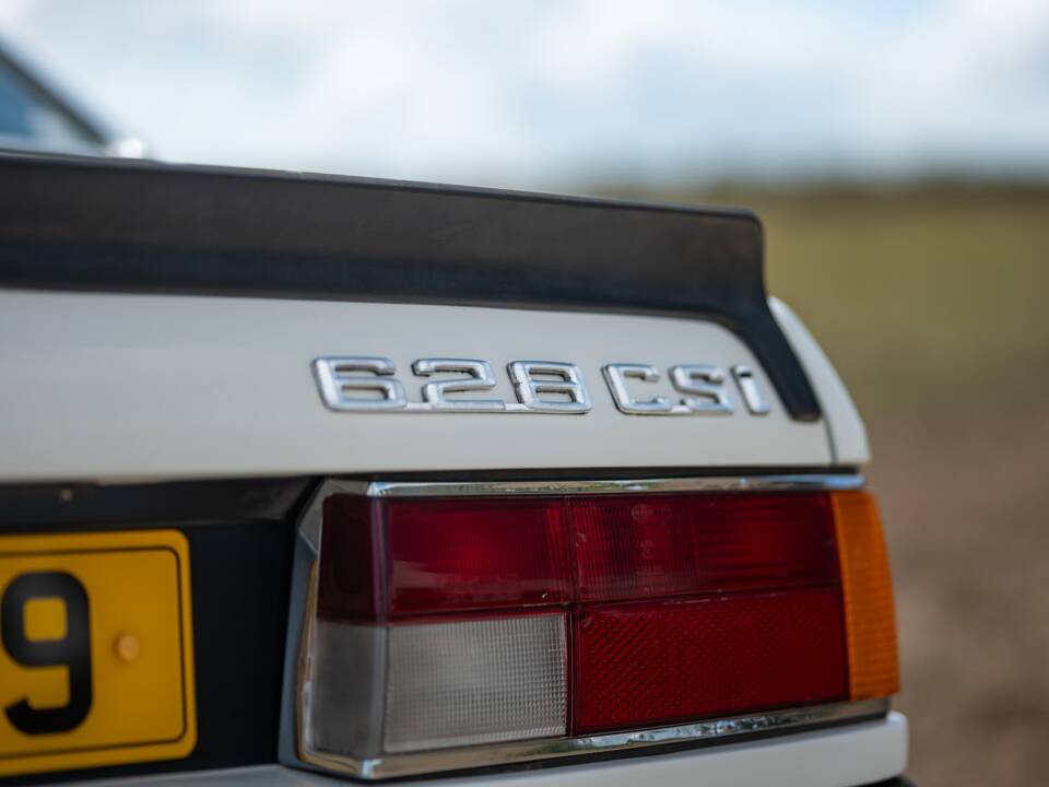 Bild 14/44 von BMW 628 CSi (1900)