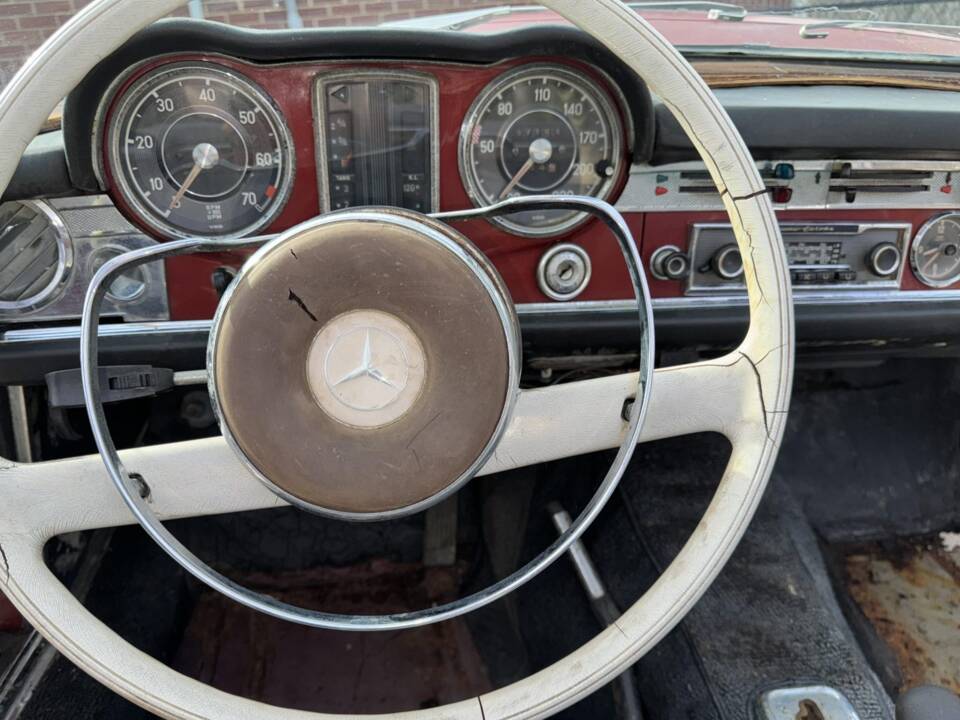 Imagen 21/53 de Mercedes-Benz 230 SL (1966)