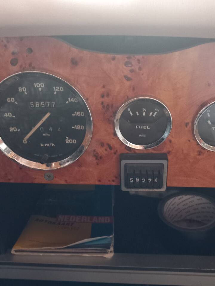 Image 21/22 of JBA Falcon SRi (1991)