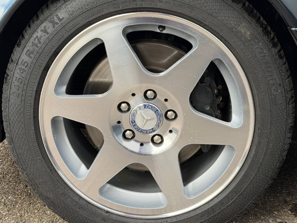 Bild 14/15 von Mercedes-Benz E 500 (1995)