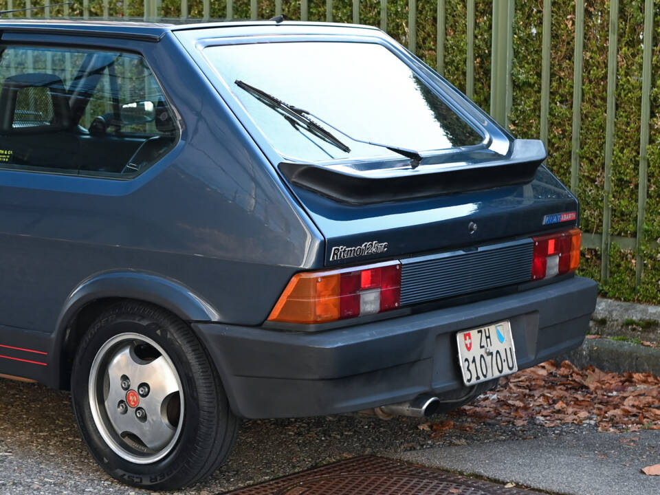 Afbeelding 7/33 van FIAT Ritmo 130 TC Abarth (1986)