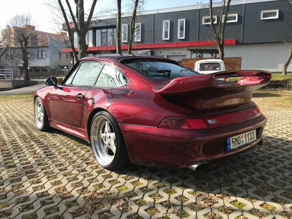 Image 6/8 of Porsche 911 Turbo (1996)