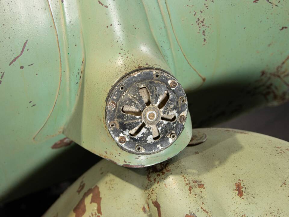 Image 44/50 of Piaggio DUMMY (1953)