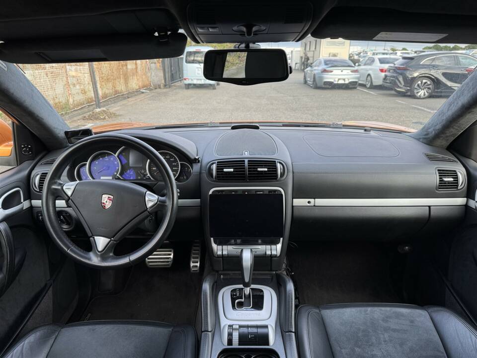 Bild 15/53 von Porsche Cayenne GTS (2008)