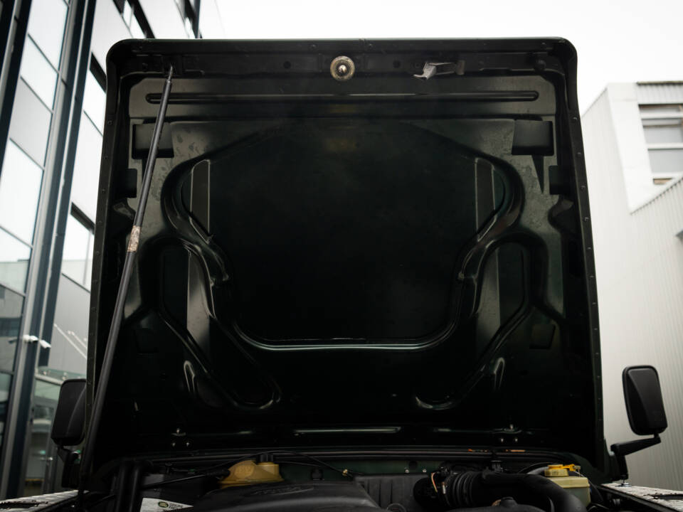 Image 39/90 of Land Rover Defender 90 Td5 (1999)