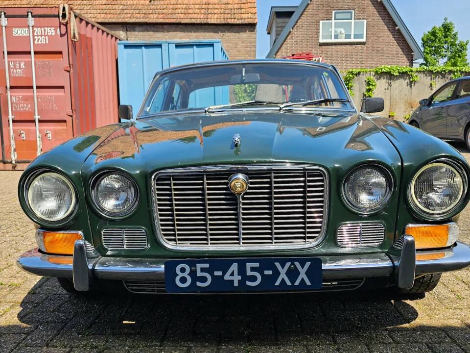 Bild 3/14 von Jaguar XJ 6 4.2 (1973)