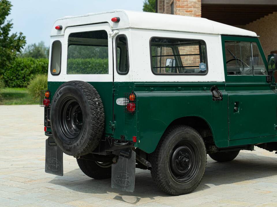 Bild 16/50 von Land Rover 88 Lightweight (1977)