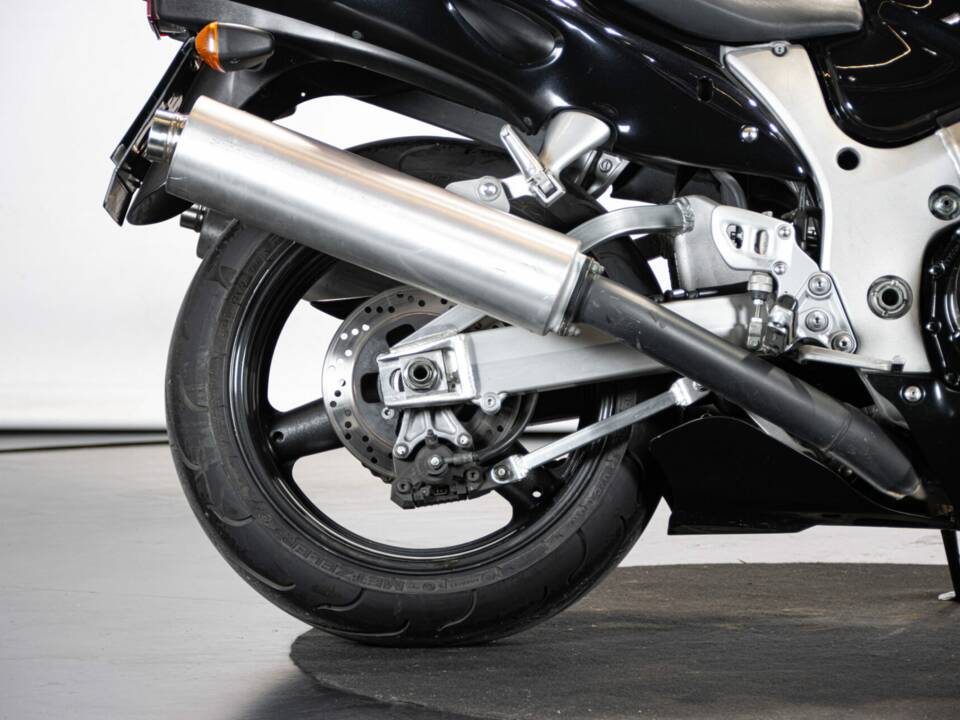 Immagine 25/50 di Suzuki GSX Hayabusa 1300 (1999)