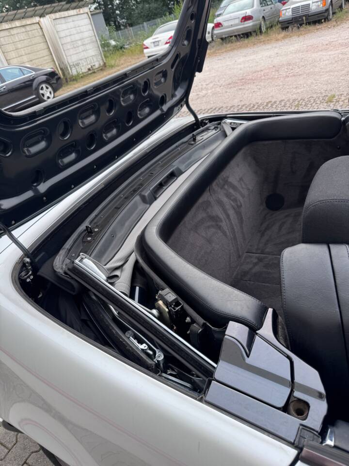 Imagen 12/13 de Mercedes-Benz SL 320 (1996)