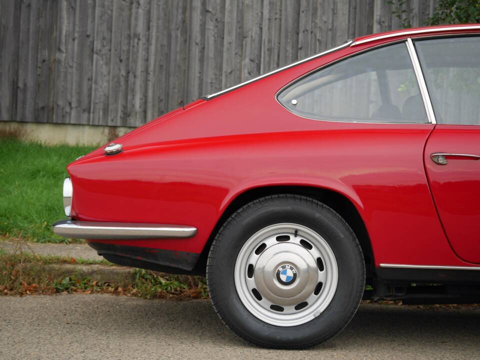 Immagine 3/38 di BMW 1600 GT (1968)