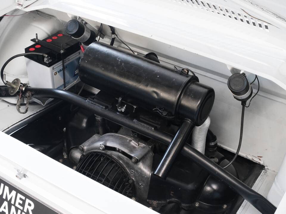 Image 41/50 of BMW 700 LS Luxus (1965)