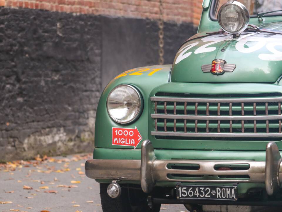 Image 16/51 de FIAT 500 C Giardiniera (1951)