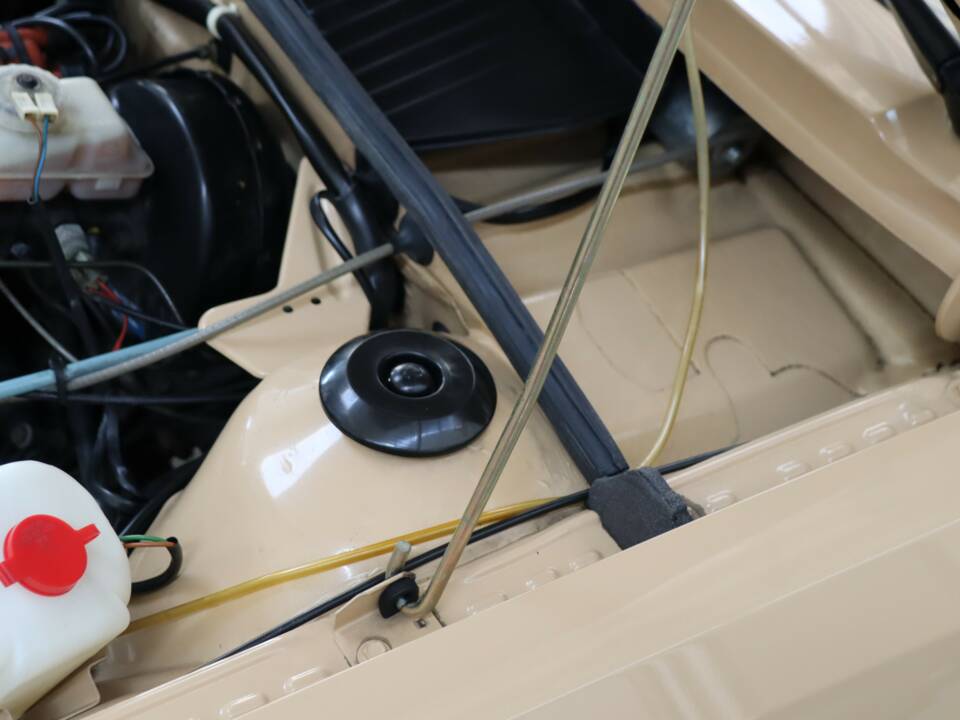 Imagen 40/50 de Audi 80 GL (1979)