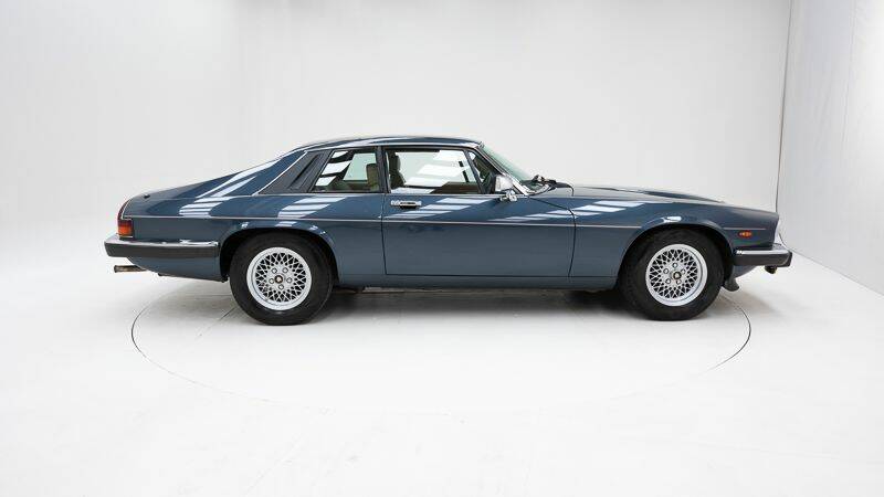 Imagen 9/15 de Jaguar XJRS 6.0 (1990)
