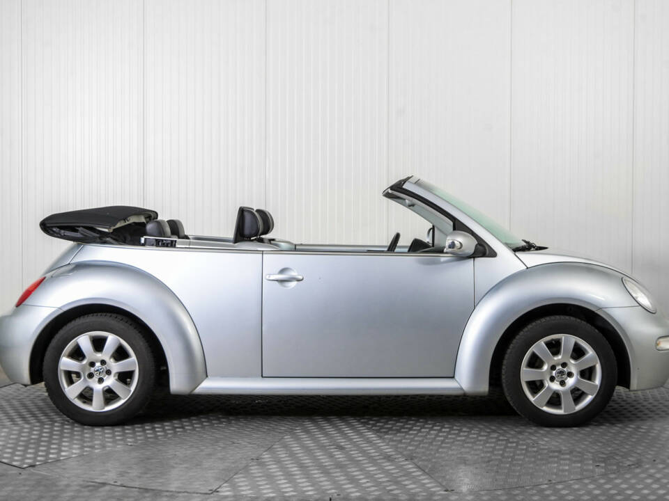 Bild 10/50 von Volkswagen New Beetle 2.0 (2003)