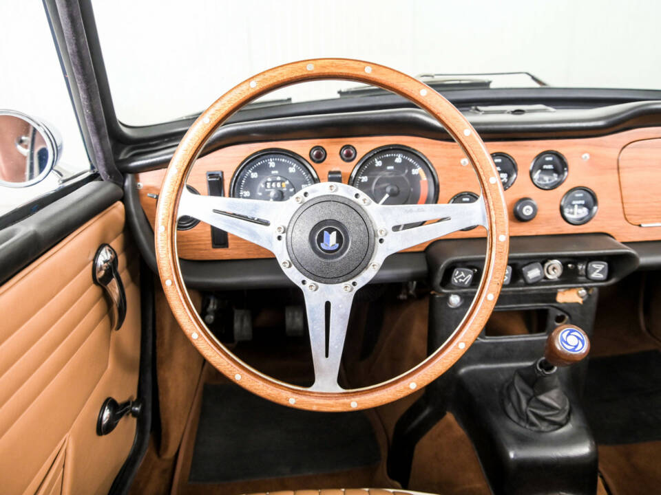 Image 8/50 de Triumph TR 250 (1968)