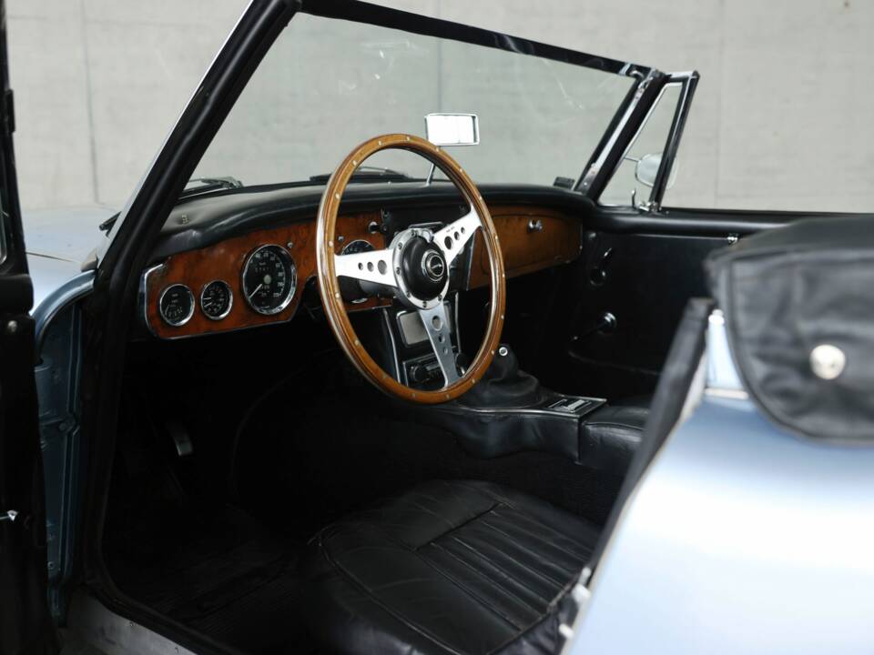 Afbeelding 14/34 van Austin-Healey 3000 Mk III (BJ8) (1965)