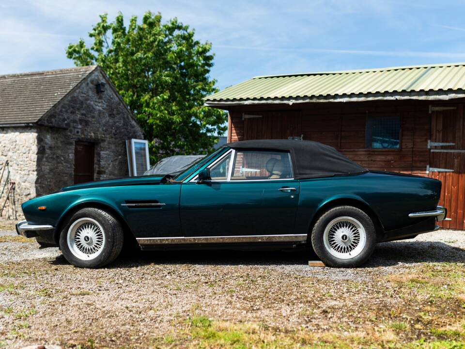 Bild 4/37 von Aston Martin V8 Volante (1979)