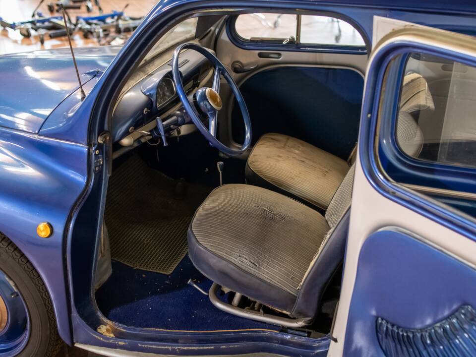 Bild 12/23 von Renault 4 CV (1960)