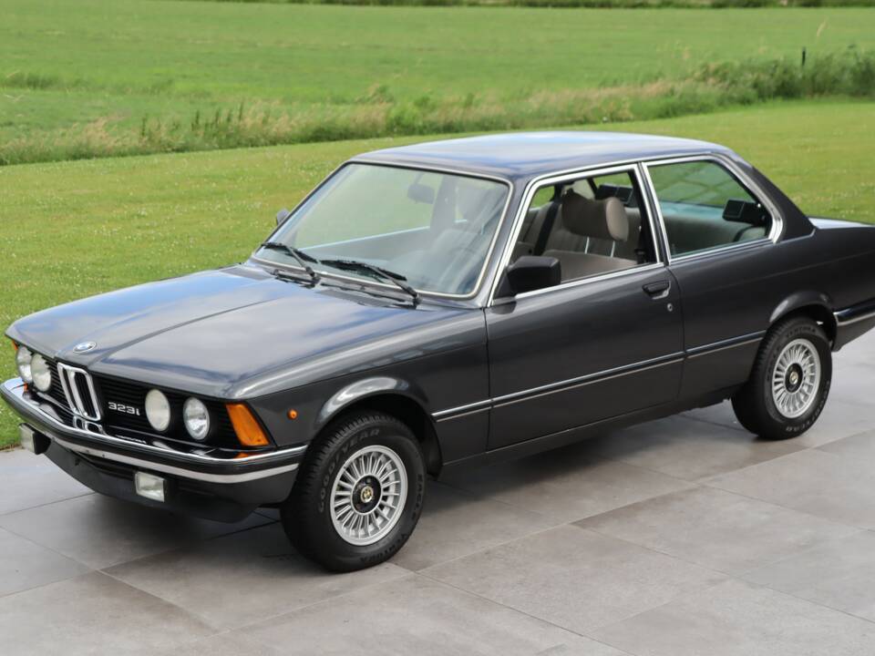 Image 28/50 of BMW 323i (1980)