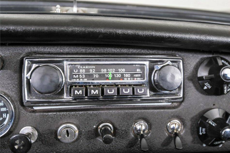 Imagen 36/82 de MG MGB (1967)