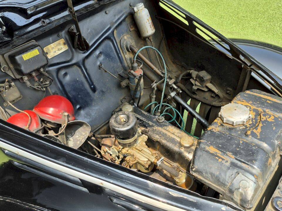 Image 45/47 of FIAT 1100 E (1952)