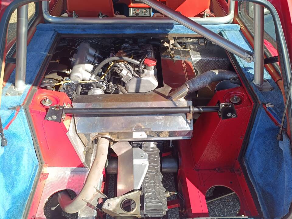 Image 4/5 de Renault R 5 Turbo 1 (1981)
