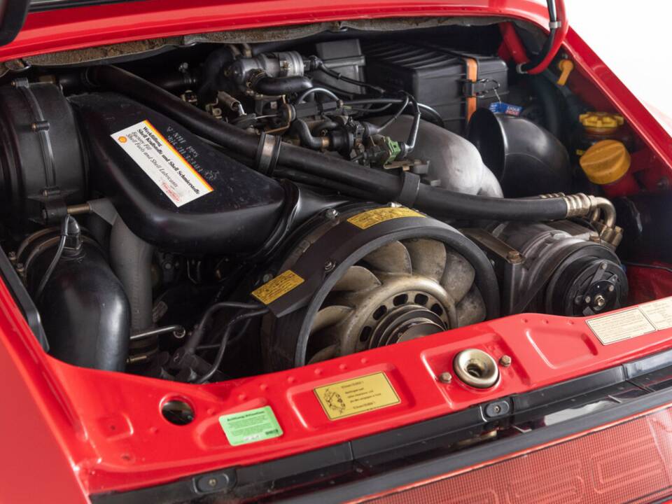 Afbeelding 48/48 van Porsche 911 Carrera 2 (1990)