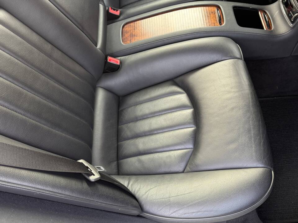 Bild 20/51 von Mercedes-Benz CLS 350 (2005)