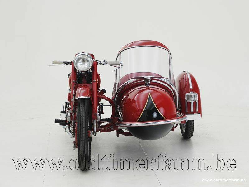 Bild 9/15 von Moto Guzzi DUMMY (1953)