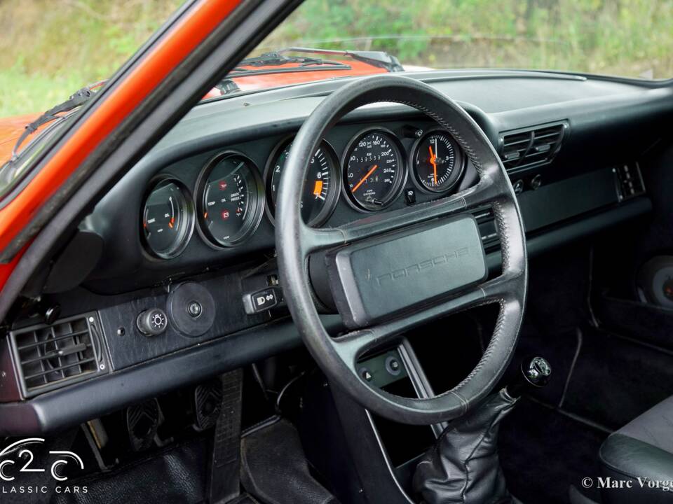 Image 10/63 of Porsche 911 Carrera 3.2 (1986)