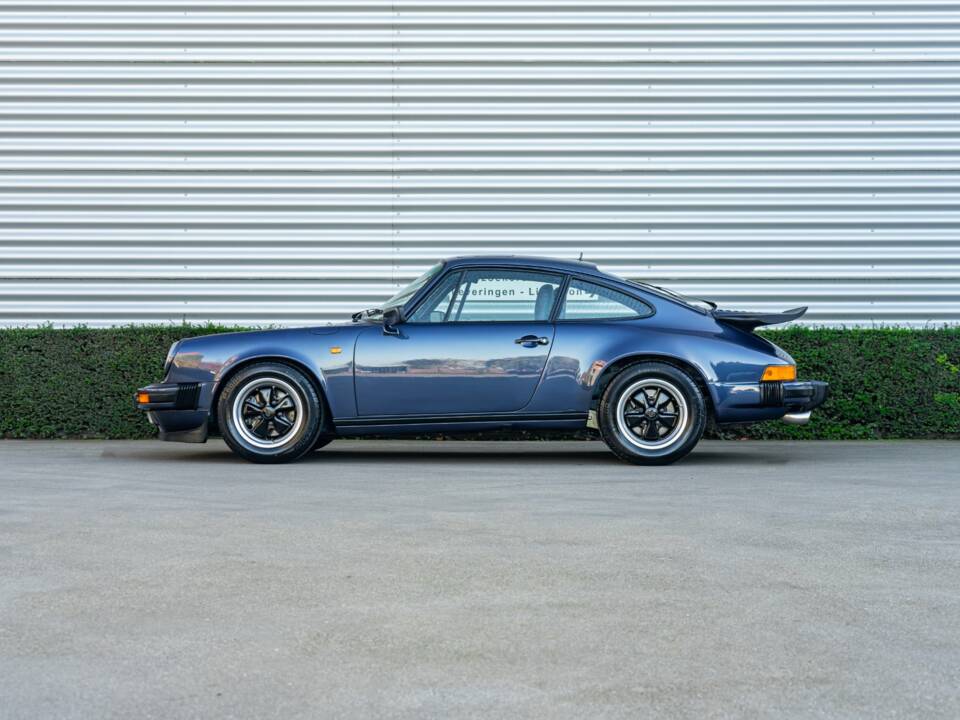 Bild 13/35 von Porsche 911 Carrera 3.2 (1986)