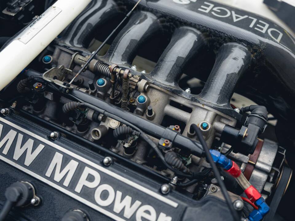 Image 56/56 de BMW M3 (1988)