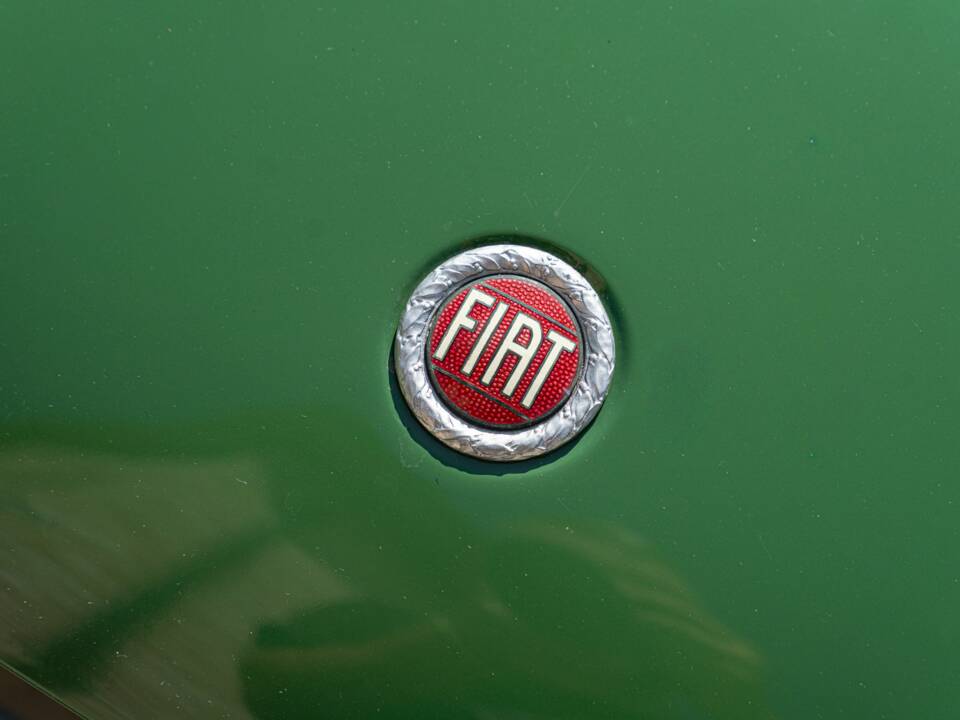 Image 11/50 of FIAT 124 Sport Coupe (1969)