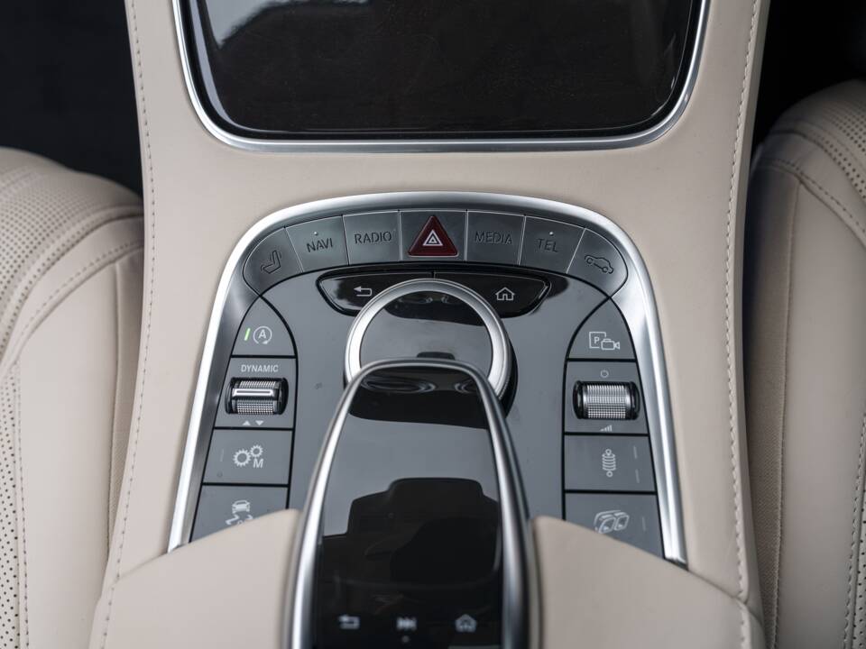 Immagine 22/31 di Mercedes-Benz S 63 AMG S 4MATIC (2019)