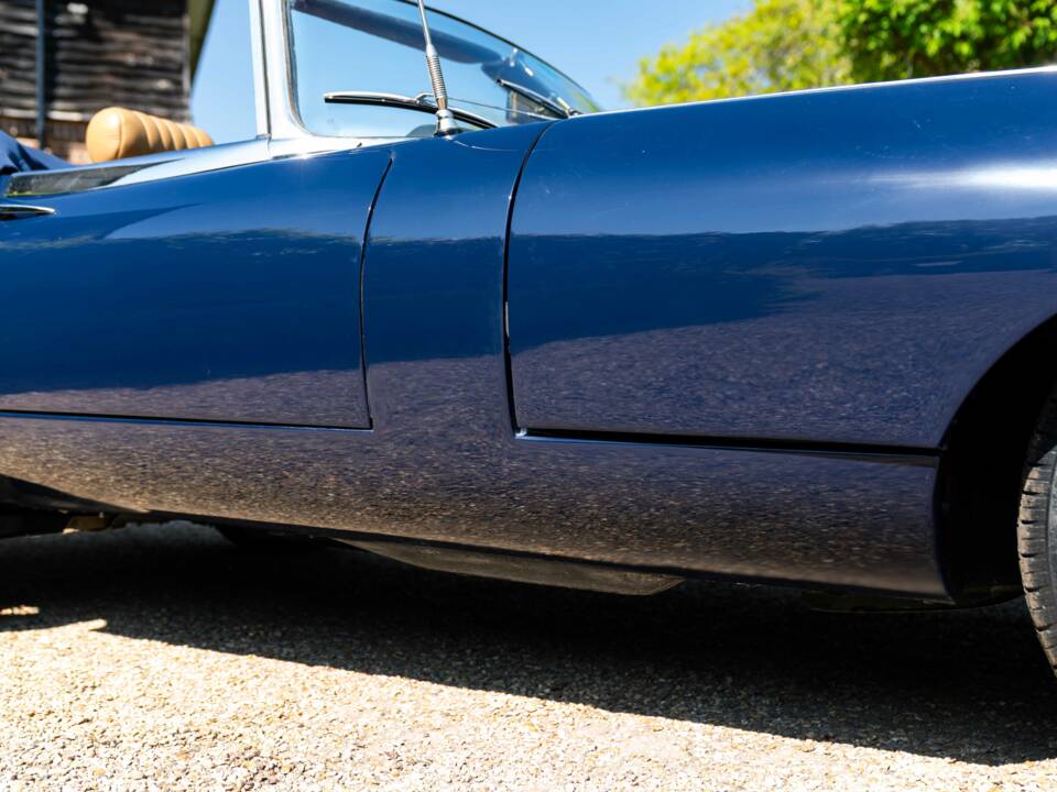 Bild 34/50 von Jaguar XK-E (1967)