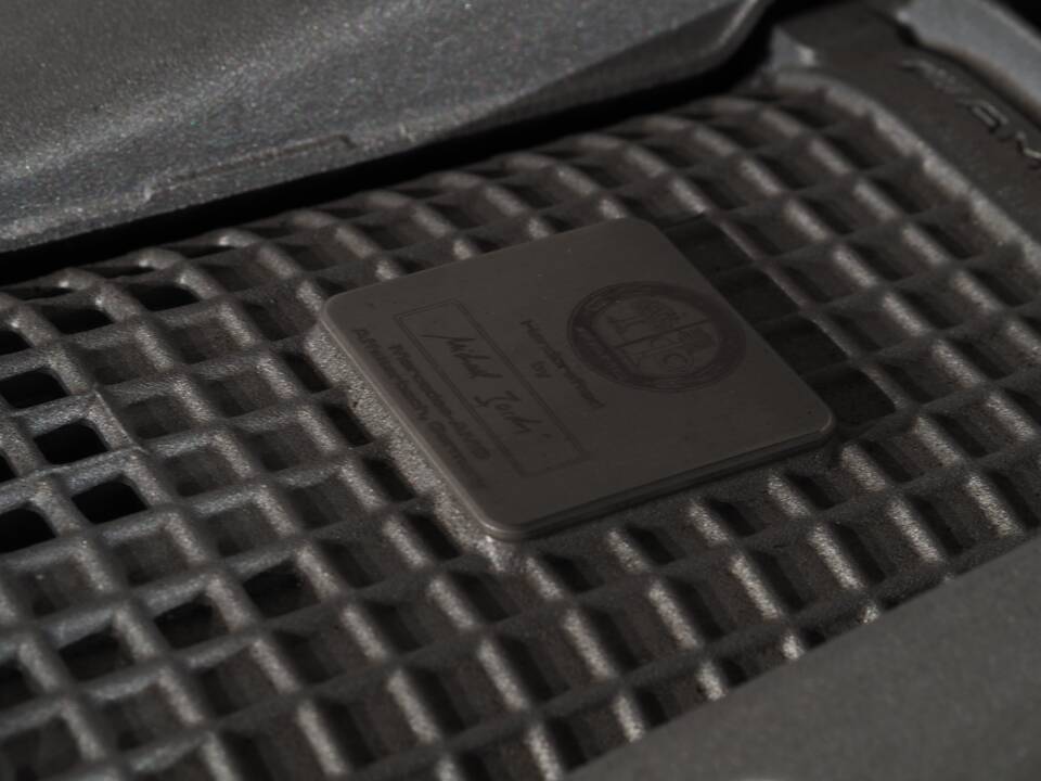 Immagine 13/49 di Mercedes-Benz SL 55 AMG (2006)