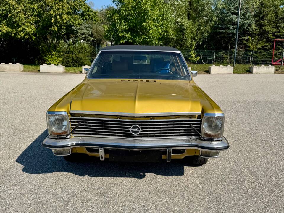 Image 2/16 of Opel Diplomat V8 5,4 (1975)