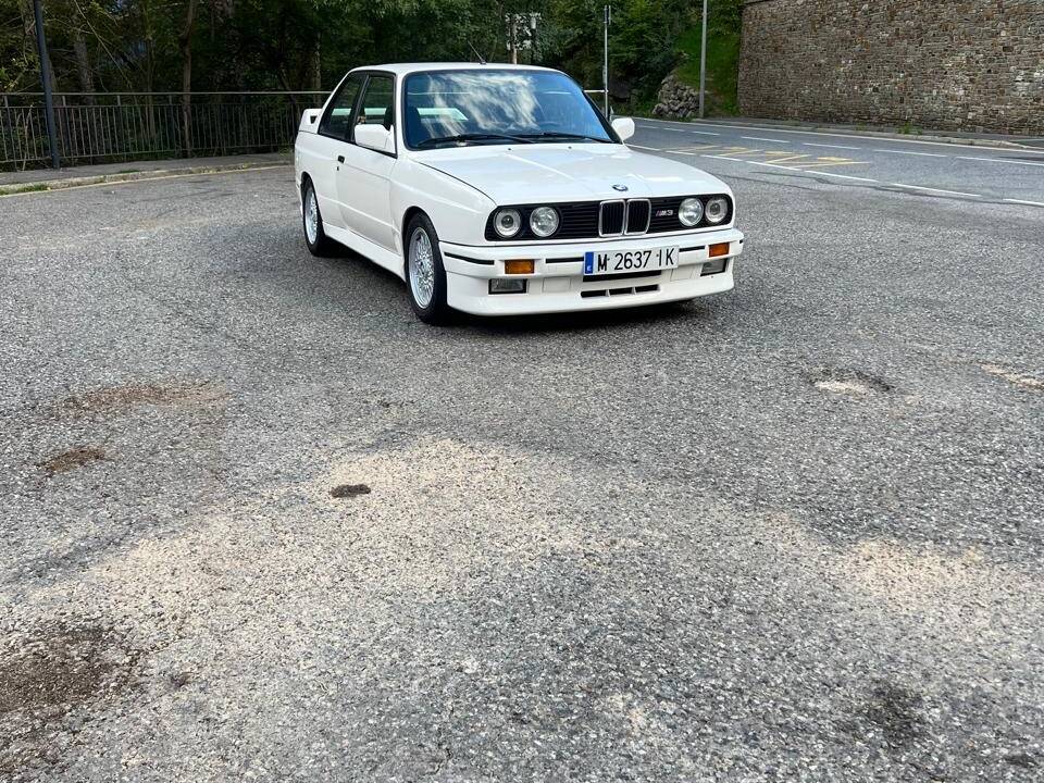 Bild 2/88 von BMW M3 (1988)