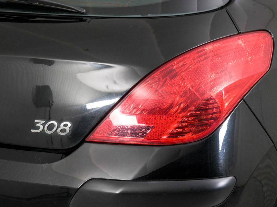 Bild 26/48 von Peugeot 308 1.6 VTi 120 Break (2008)